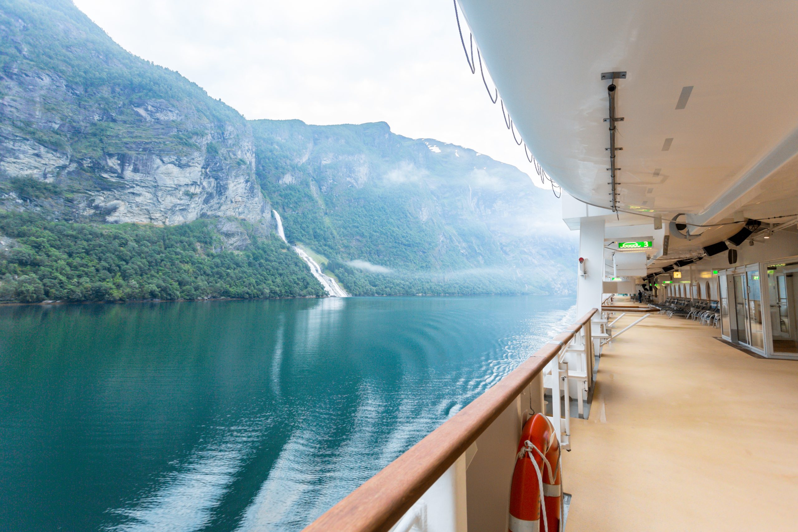 deck on cruise ship - How to become a Deck Officer